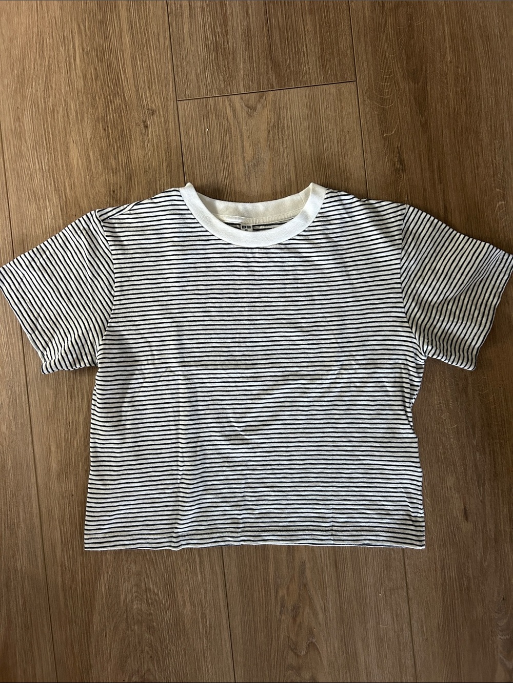 Black & White Stripe Tee - Casual Crew Neck